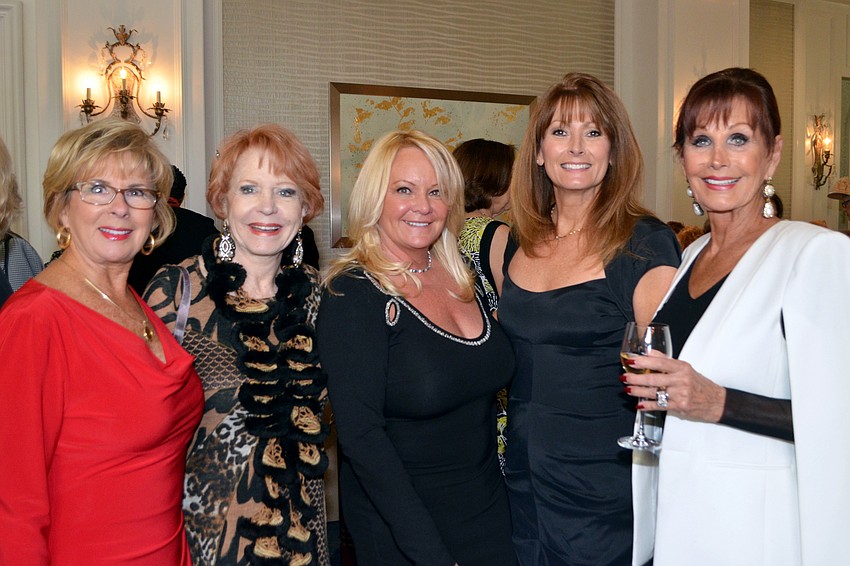 Rita Collins, Barbara Isaacson, Carla Morris, Becky Mitchell and Beverly Tschuor