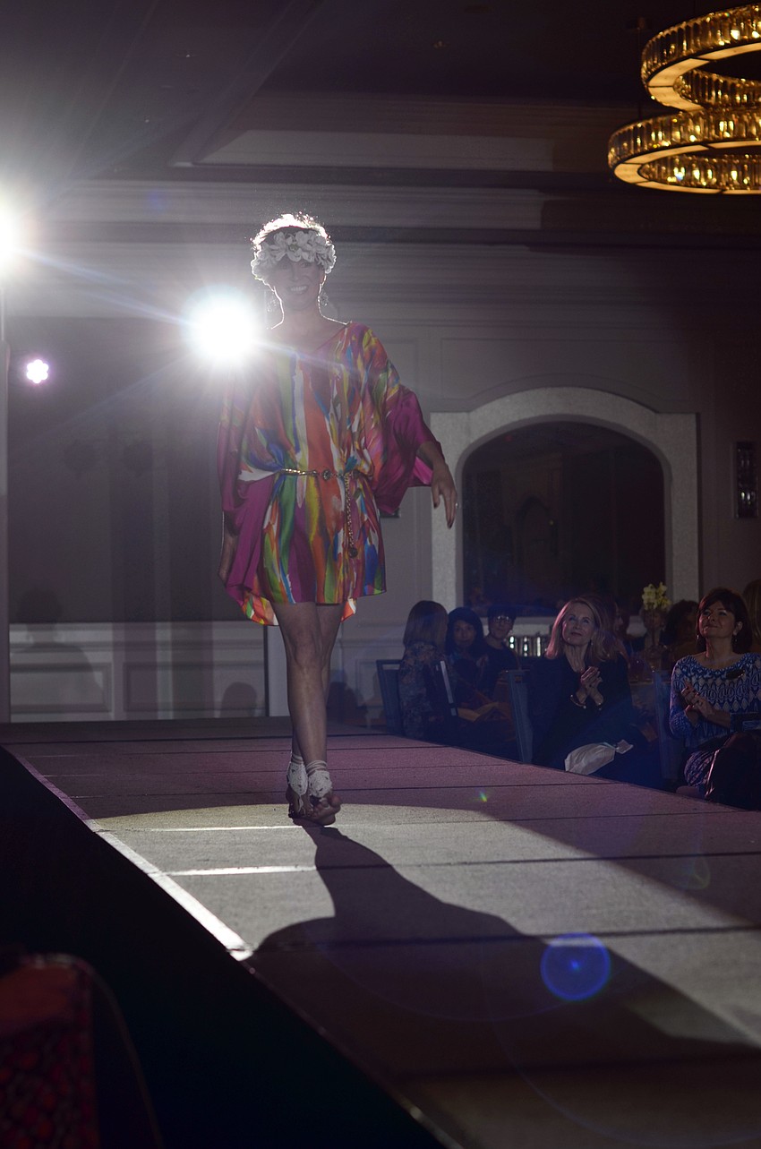 The SPARCCle on the Runway 'Tahitian Pearls' fashion show featured vintage 70s looks that are popular now.
