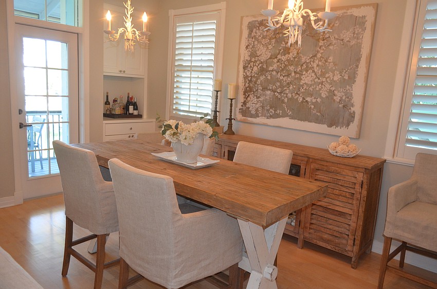 When Michelle Hoover decorated her home, she had the goal of making the furnishings and artwork calm and tranquil.