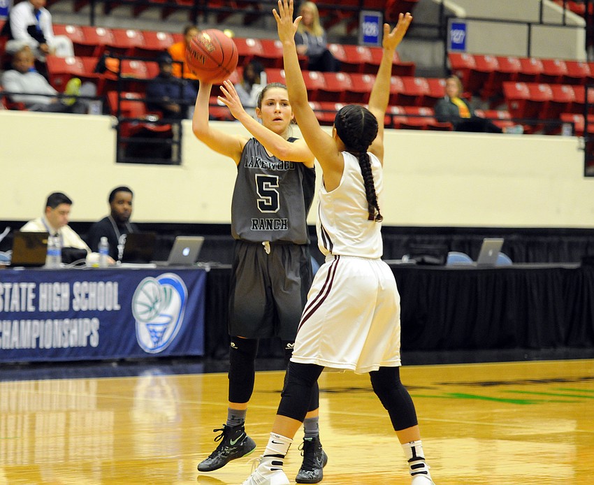 Lakewood Ranch senior Kailyn Scully will play her final game for the Mustangs today with a state title on the line.