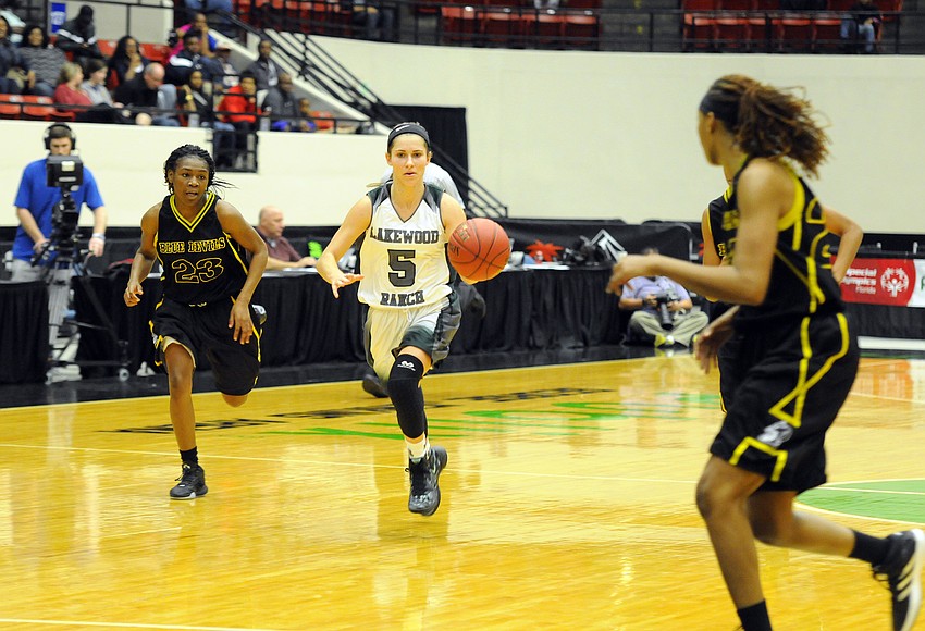 Lakewood Ranch senior point guard Kailyn Scully brings the ball up the court in the second half.