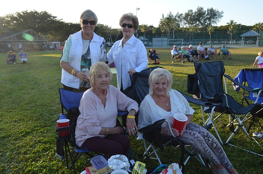 Isabelle Gammon, Yvonne Walsh, Marlyn Broder and Linda Olsen