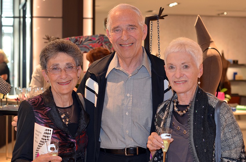 Sandra and Melvin Brown with Isabel Boniuk