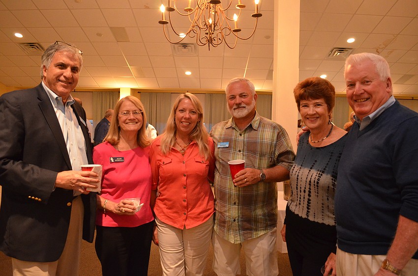 Nevin Weiner, Julie Marsala, Ruth and Dave Thompson with Gretchen and Jerry McLaughlin