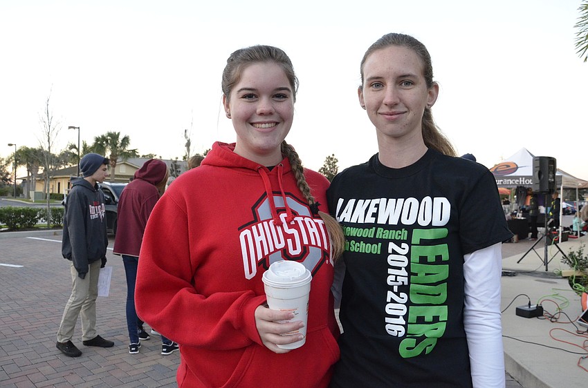 Caitlin Grayson and Ashley Maple volunteer as part of the Lakewood Ranch High School club, Lakewood Leaders.