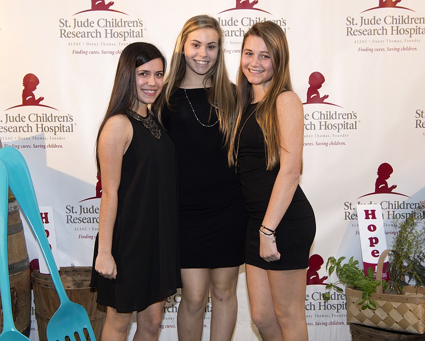 Halle Beach, Lauren Hands, Caroline Zerega