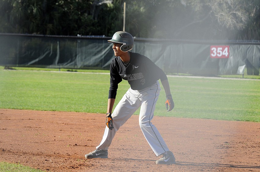 Lakewood Ranch sophomore Pablo Garabitos leads off from first base in the second inning.