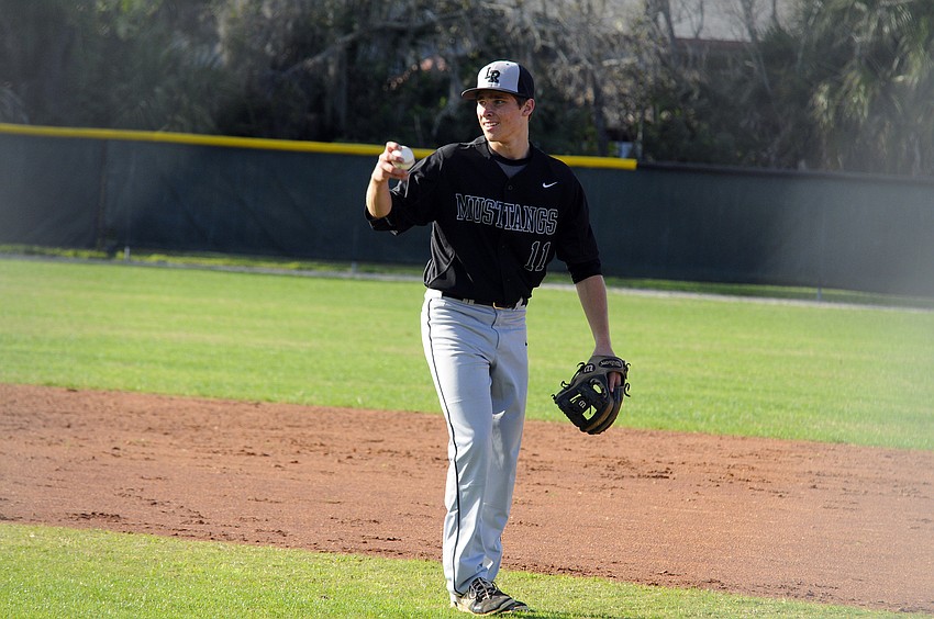 Lakewood Ranch senior second baseman Ryley Zunica fields a ball.
