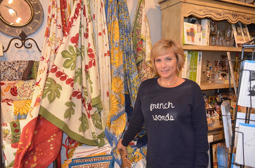 Robin Godfrey, of Decor de France