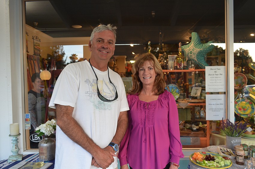 Ralf Brookes and Jeannie Carraway, of Decor de France