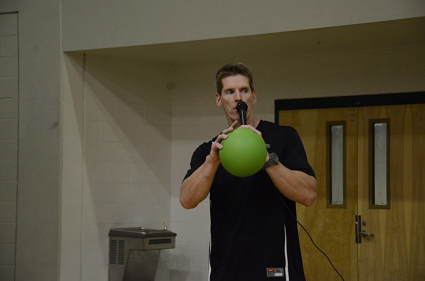 Kent Ringquist, SGA sponsor, goes over the rules.