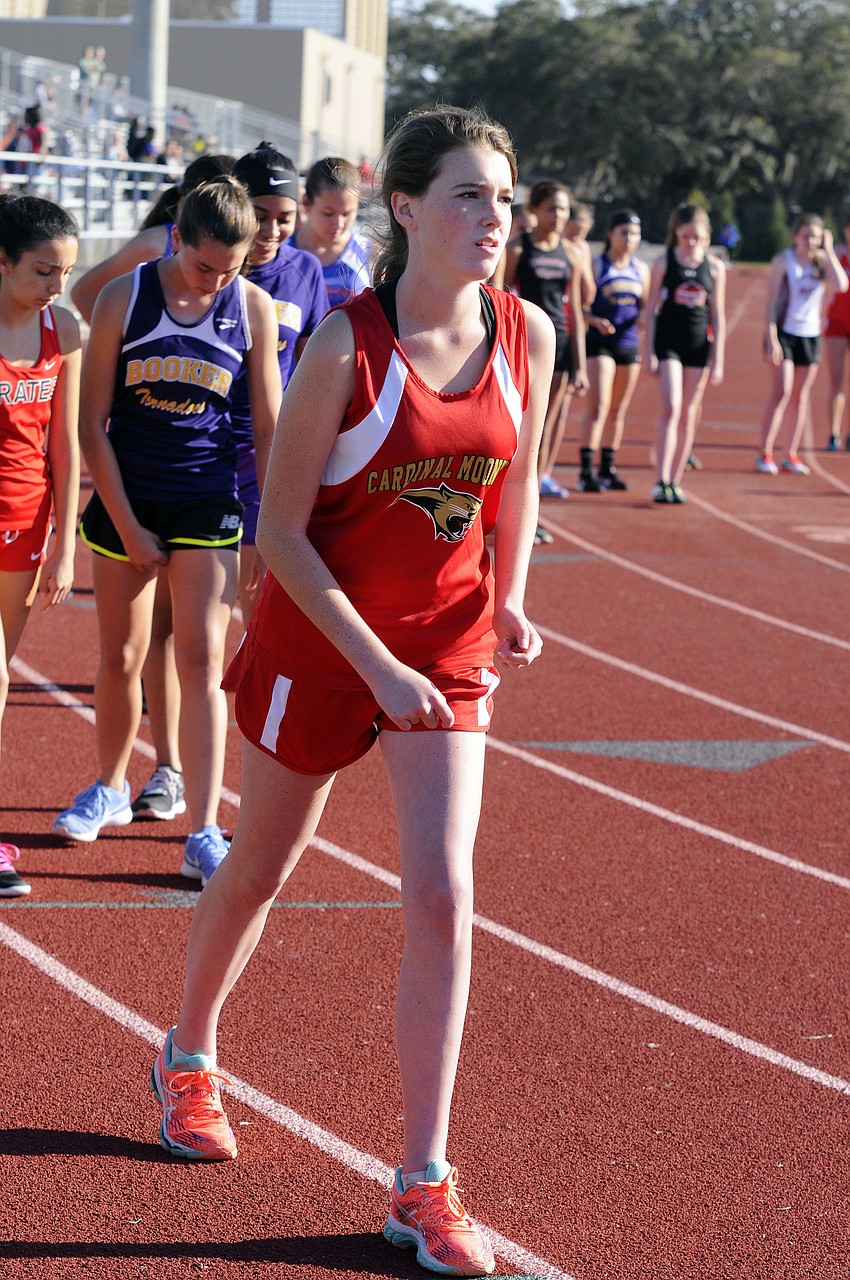 Cardinal Mooney's Kristen France waits at the starting line for the consolation 800.