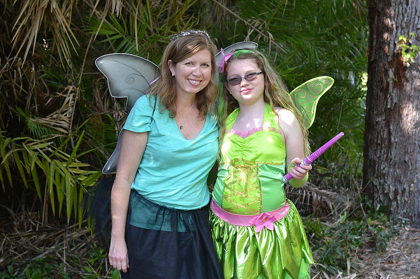 Maureen and Sarah Phlug