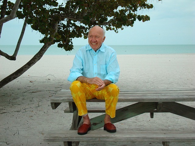 Bud Collins was known for his colorful trousers.