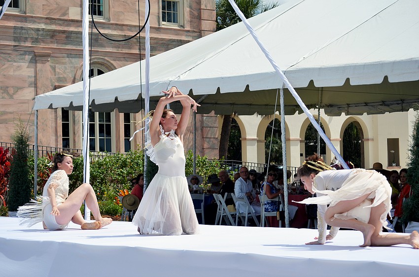 New College student dancers performed before the fashion show.
