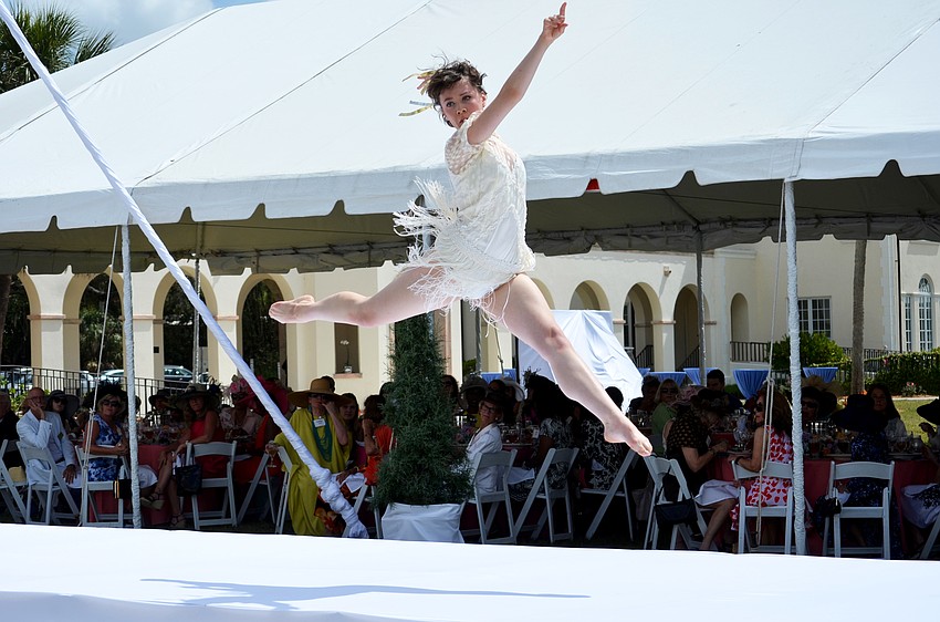 New College student dancers performed before the fashion show.