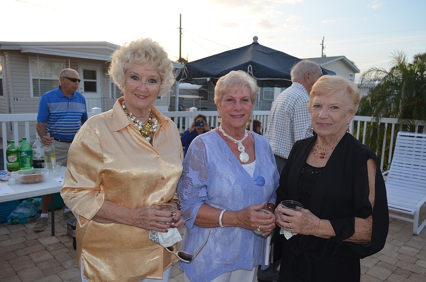 Coralie Wendt, Diane Lapinski and Kay Heigle
