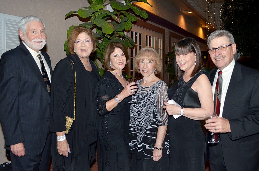 Paul and Marilyn Blankman, Kathy Bernstein, Harriett Rosen, Alene Wendrow and Myron Bernstein