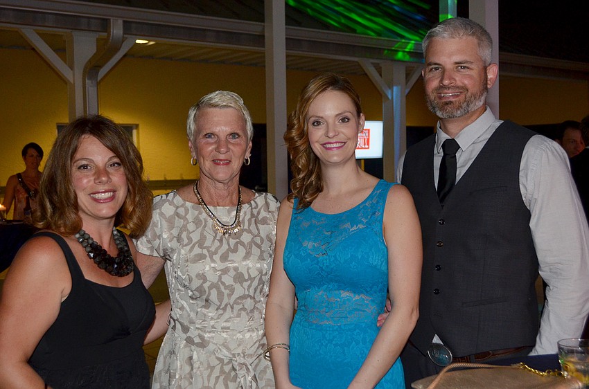 Jessica Banks and Renee Pitts with Brigett and Brett Raymakerd