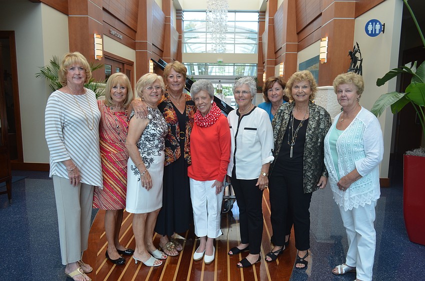Raffle committee Susan Binder, Maria Aiello, Carol Fischbein, chair Beth Waldman, Anne Hanley, Carolyn Varnum, Jeanie McLoughlin, Donna Winter and Barbara Stamp