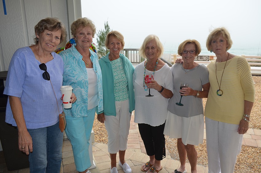 Jan Stephenson, Barbara Stamp, Jan Davin, Barb Watson, Mary Bock and Nancy McNeil