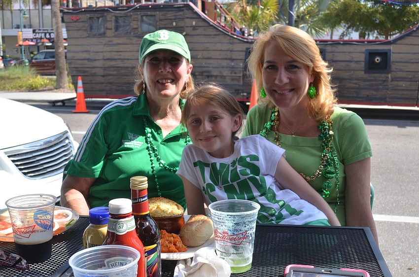 Cathy Stegeman with Elizabeth and Susan Hagan