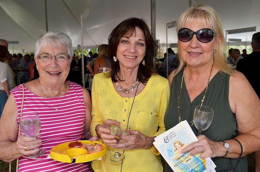 Isabelle Gordon, Debbie Downing and Mary Markunds
