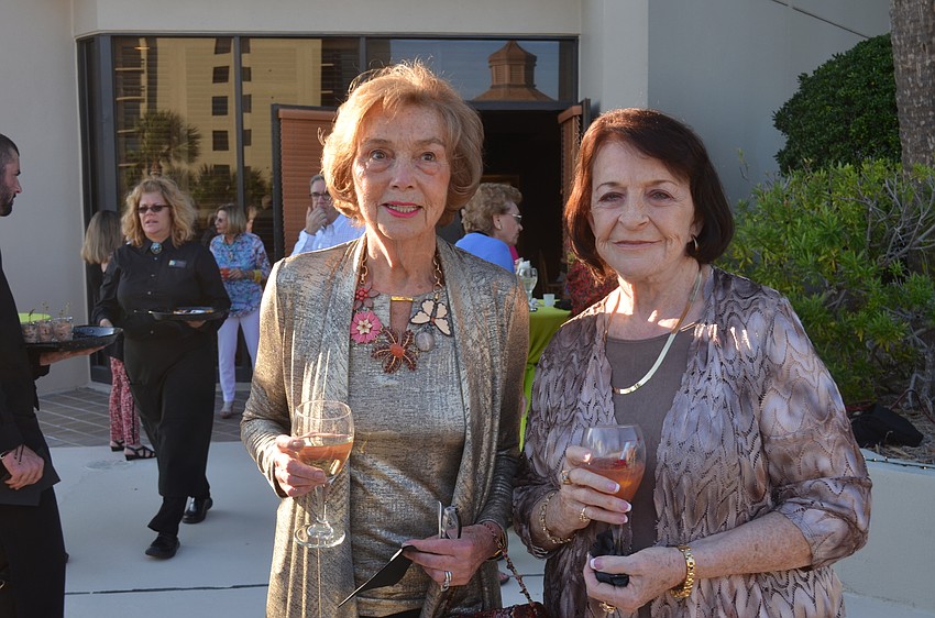 Gloria Wills and Pierrette Perron