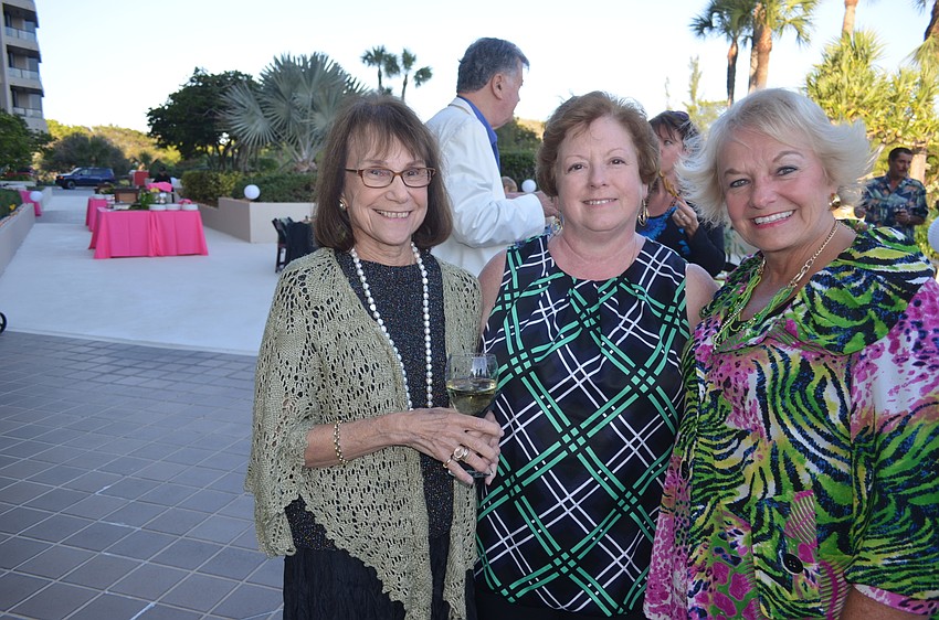 Marilyn Weinstein, Shirley Venkataraman and Holly Finks