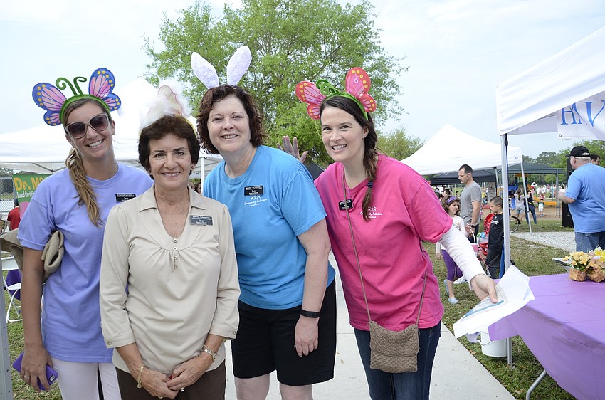 Kyanne Miller, Anita Sabato, Marie Gowgiel, and Missy Oberly with Lakewood Ranch Community Activities