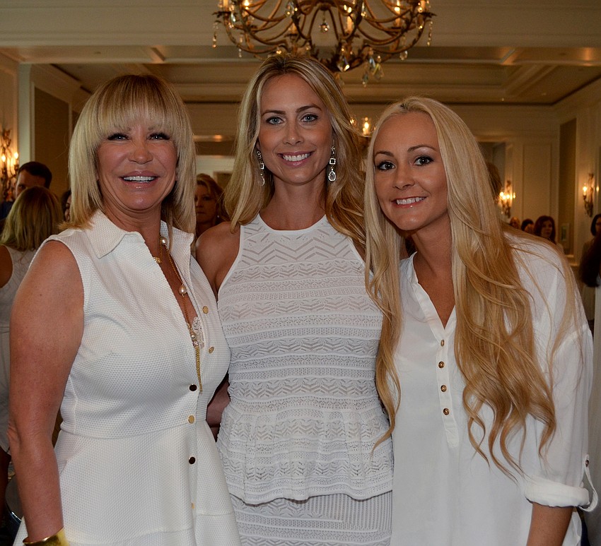 Joanna Roberti, Samantha Jennen and Amanda Waag