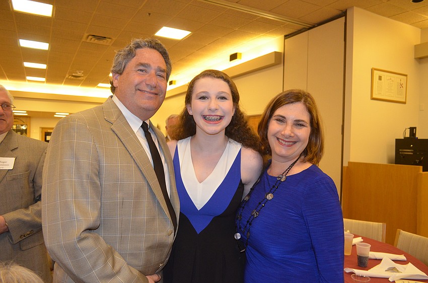 Rabbi Jonathan Katz with daughter, Emma, and wife, Marty