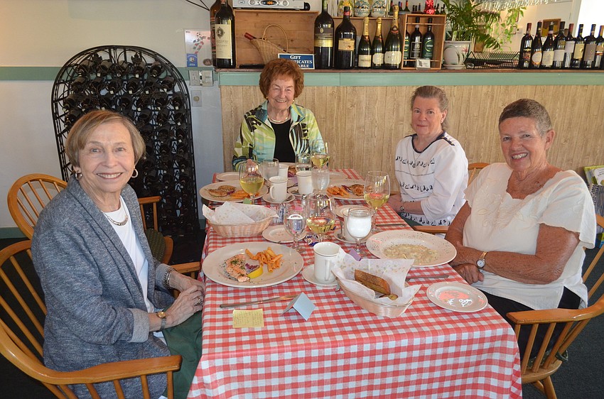 Publicity chairwoman Carolyn Mangel, Ruth Strauss, Trish Thaler and Anne Roberts