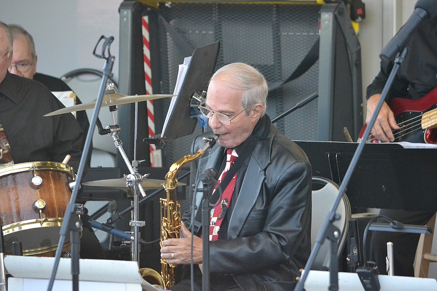 The 17-piece Sarasota Jazz Project presented songs from the career of Frank Sinatra.