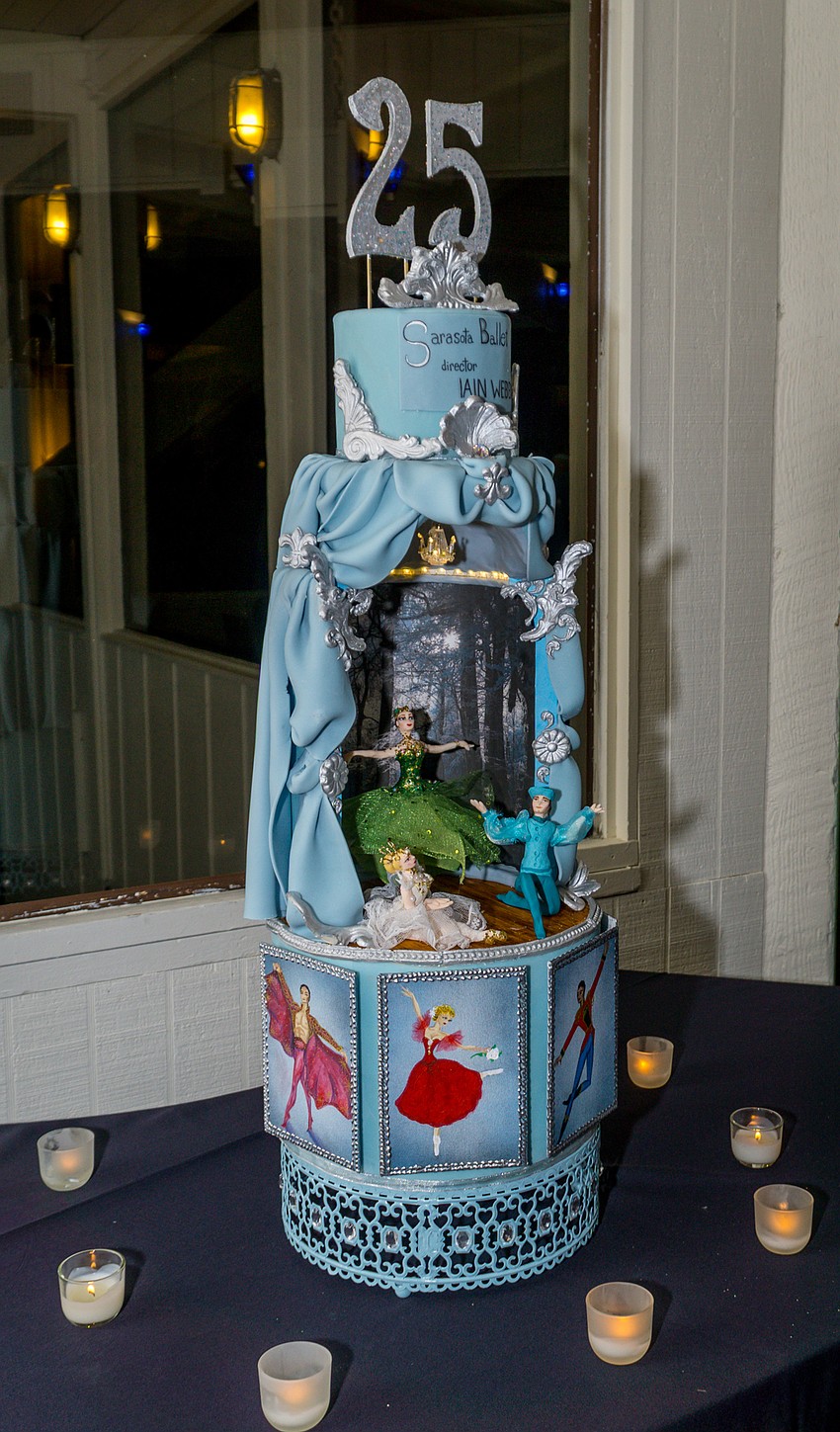 A 25th anniversary cake