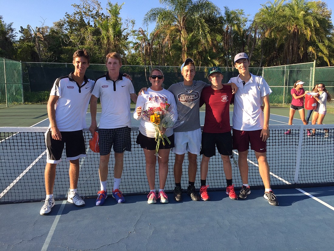 Charles Putrino, Finn Anderson, Antoine Sanchez, Brandon Lup and Gabriel von Kessel, pictured with coach Holly Holton, won district and regional titles this season before finishing second in the state in Class 4A. (courtesy photo)