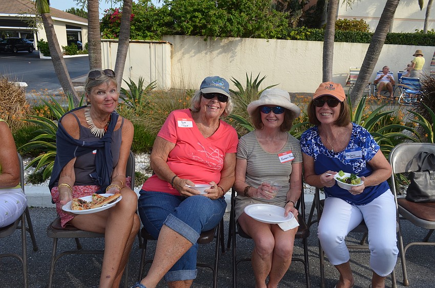 Ann Bateman, Sue Troup, Maureen Shea and Barbara Bellamente