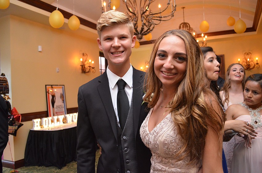 Casey Currin and Sydney Kerr