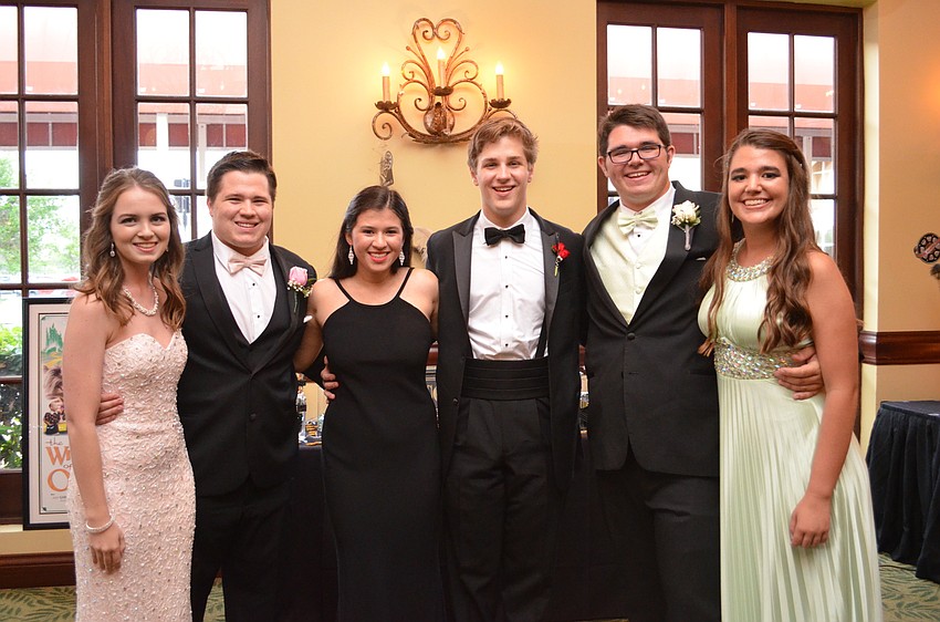Emmalee Holmes, Christian Barbour, Olivia Liang, Grant Mutascio, Stuart Lawrence and Cassidy Darnell
