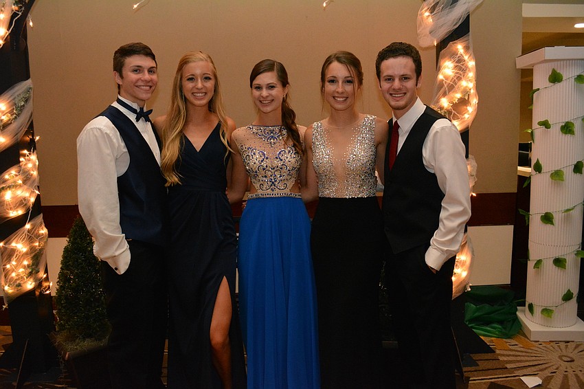 Ryan Ellis, Savannah Turner, Nicole Wurster, Anna McDaniel and Josh Davis all are seniors.