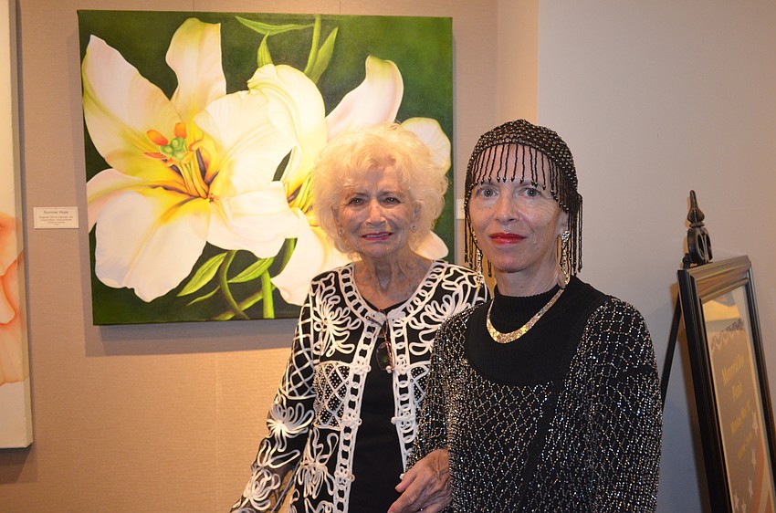 Artist Renee DiNapoli with mom, Bess Constantine