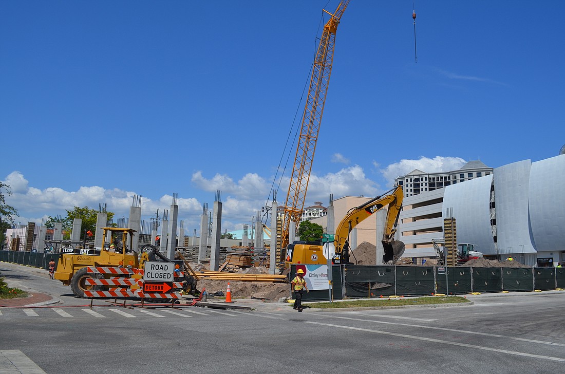 The six-week closure along Cocoanut Avenue is  part of an extended series of construction projects near Cocoanut and Palm Avenue.