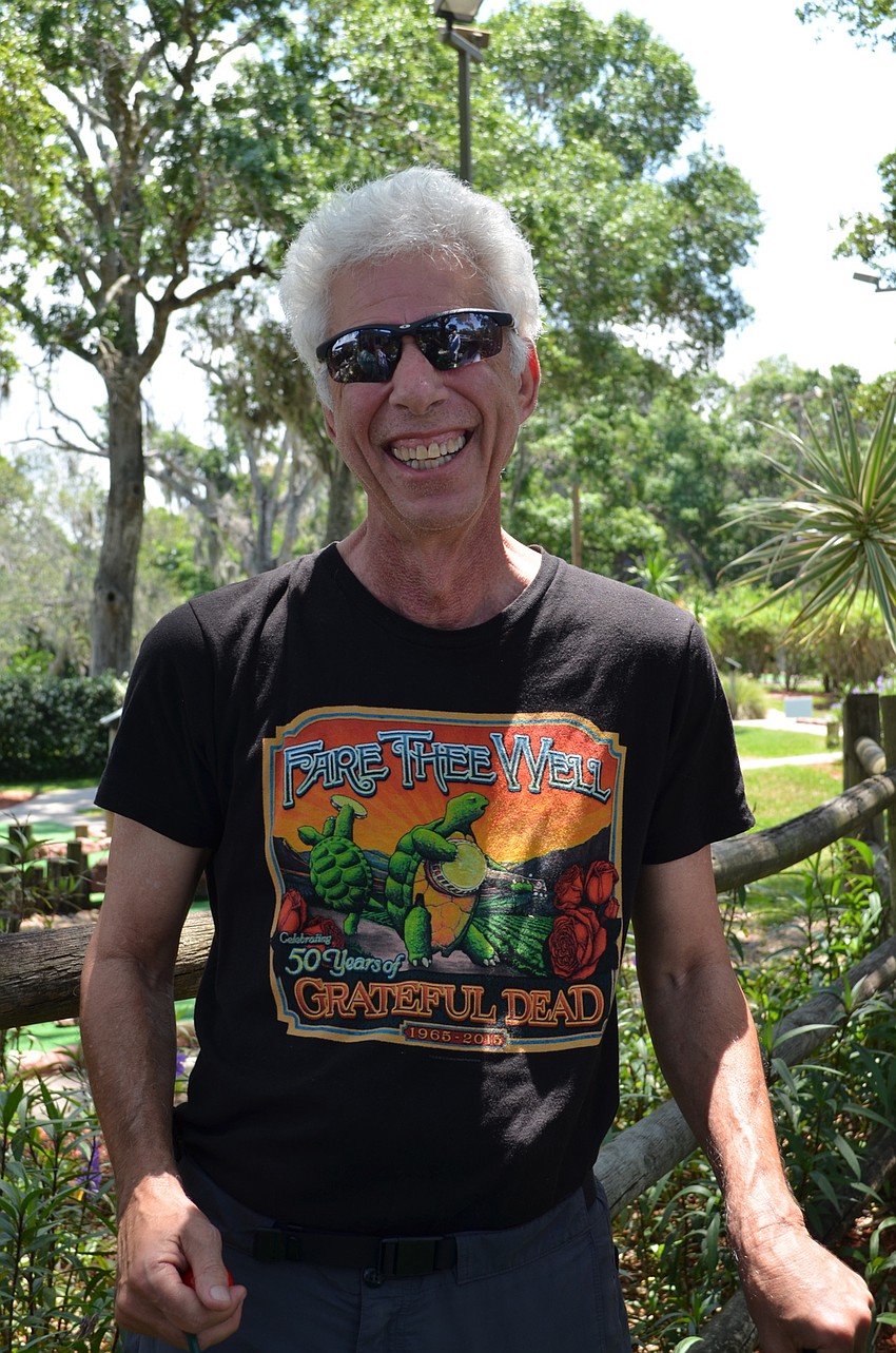 Jerry Levin represents turtles with his t-shirt.