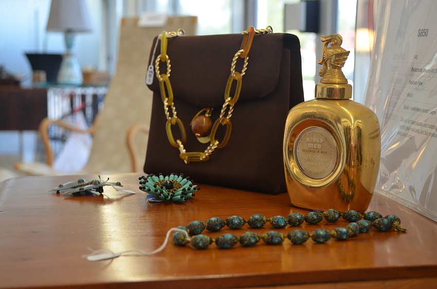 The Modern Show featured staged rooms displaying midcentury furniture and décor.