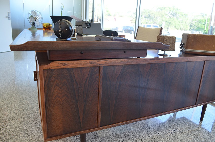 The Modern Show featured staged rooms displaying midcentury furniture and décor.