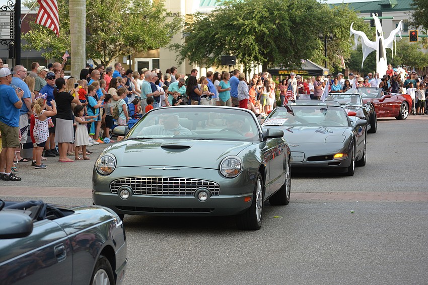 Midway through the parade it was T-Bird time.