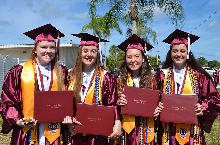 Rebekah O'Carrol, Angela George, Kaley De Leon and Rachel West