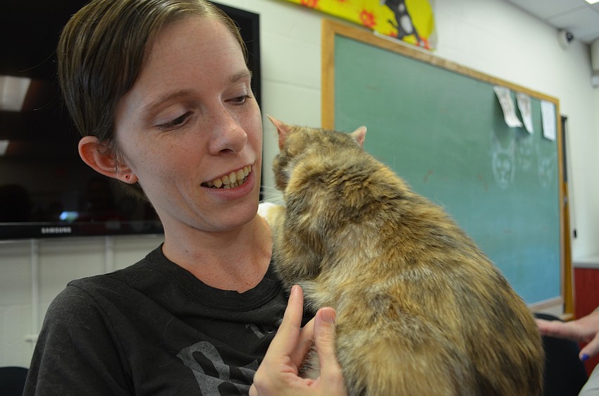 Katie Ross adopted Jelly and changed her name to Siya.