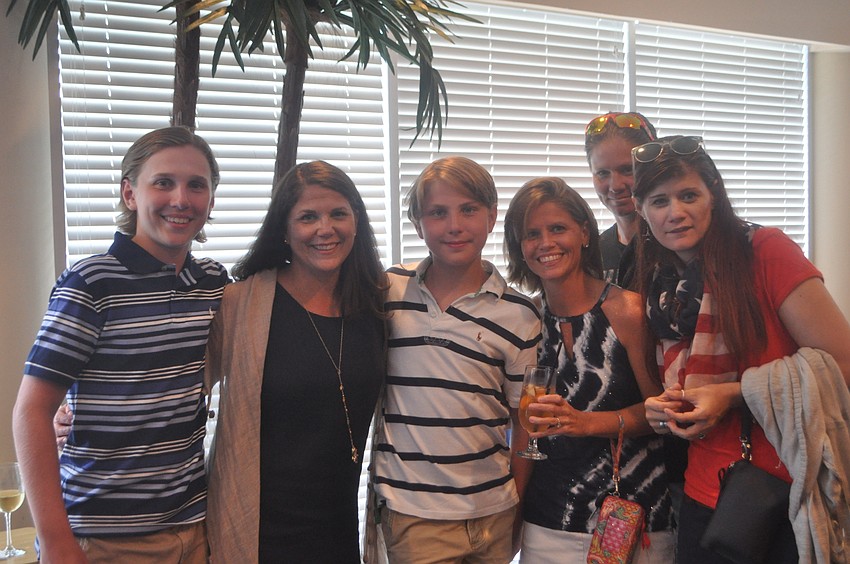 Ross Jaldung, 14, Alexia Jaldung, Max Jaldung, 13, Alysia Mitten, Rachel Ross and Chelsey Ross