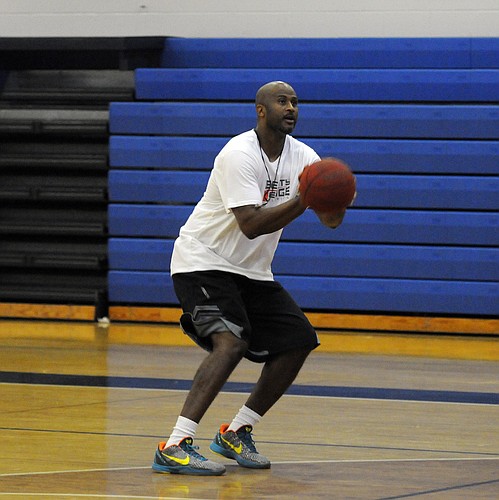 The Out-of-Door Academy basketball coach and former NBA player Marcus Liberty will host his basketball camp July 11-15